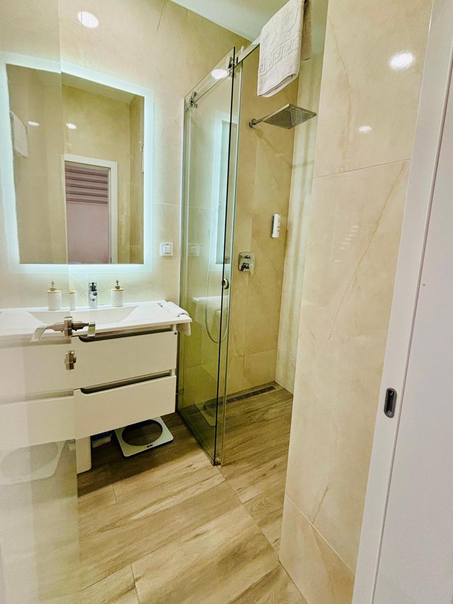 Lirra Luxe - Central Belgrade Apartments Luaran gambar